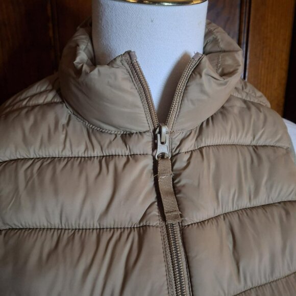 Love Tree Ultra Packable Lightweight Vest - Picture 8 of 9